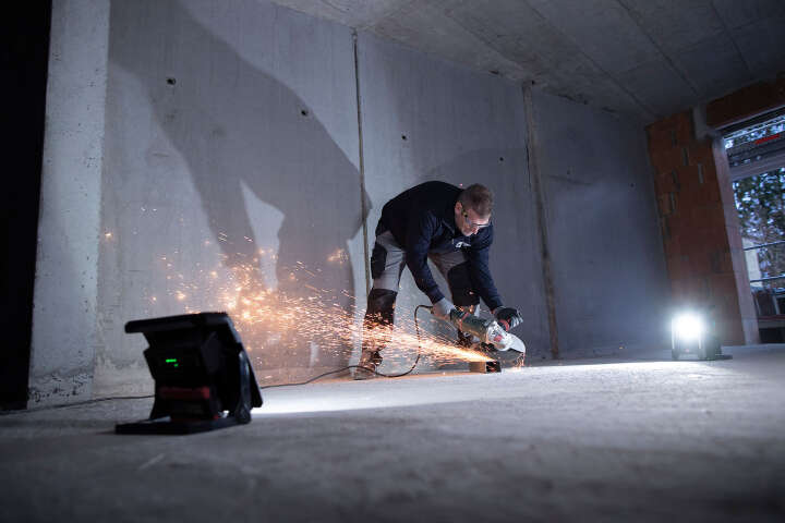 brennenstuhl Multi Battery LED Baustrahler 4500 lm IP65